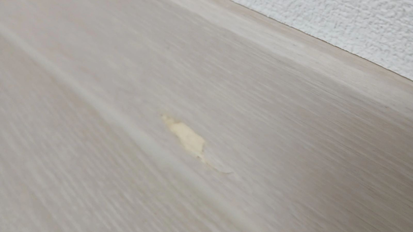 파주 걸레받이 파손 상태
